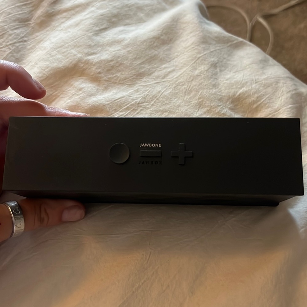speaker jambox
